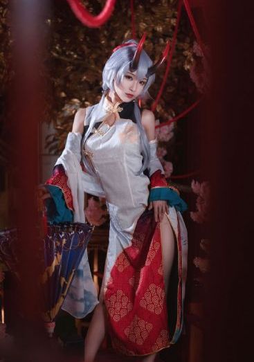 欧美情趣内衣秀大尺度_HD高清完整版播放