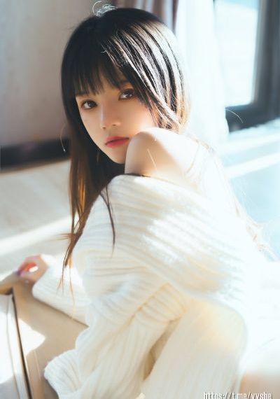 欧美小女孩吃西瓜头像_免费超清在线观看