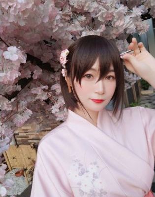 欧美男生半裸头像_1080P日韩电影在线