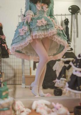 qq网名欧美范女生_有字幕完整版