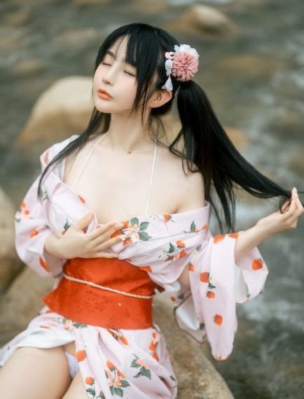 最新更新男女肉粗暴进来动态图_720韩国电影在线观看