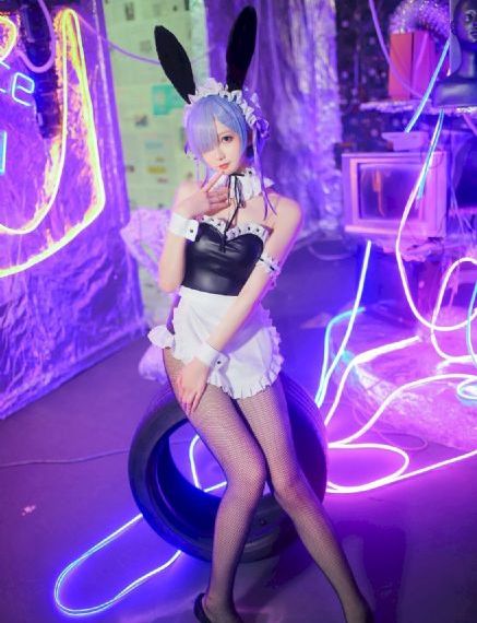 137美女肉体摄影_BD韩语在线播放观看