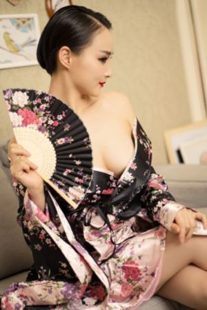 亚洲第一页自拍1414_BD免费高清观看