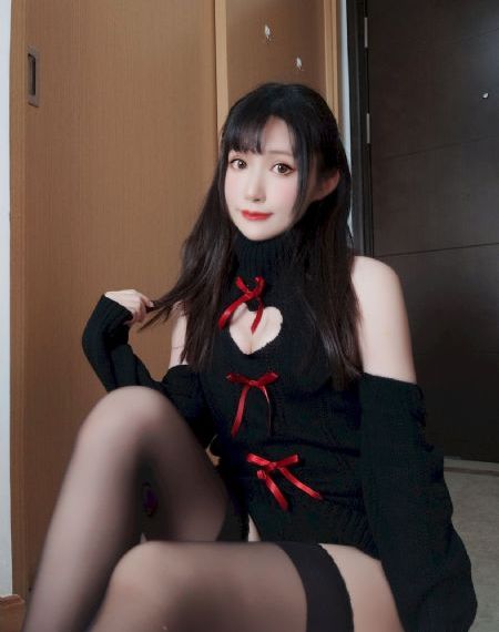 欧美美女丝袜脚_1080免费观看视频