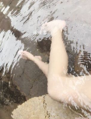 免费观看美女裸体的网站_4K在线手机播放