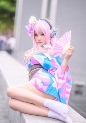欧美爱情吻戏视频片段_1080P视频大全