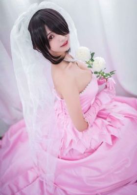 欧美胖女动态图片_十万网红美女美酱