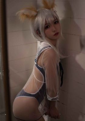 欧美美女用自慰棒_4K高清在线观看
